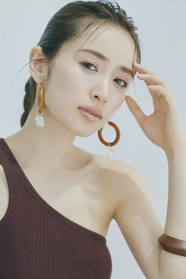 日本“宅男女神”被雪藏6年后逆袭，如今美到犯规（组图） - 6