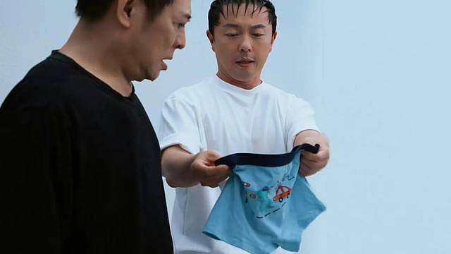 李连杰与“儿子“谢苗拍短片,引发回忆杀(组图) - 7