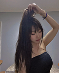 【美女】这位老板娘的身材有多好？网友：堪比视觉盛宴...（组图）