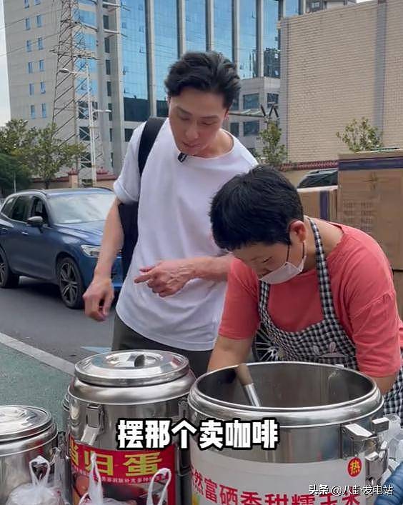 47岁港星长沙街头摆摊，含泪回应辛酸内幕（组图） - 8