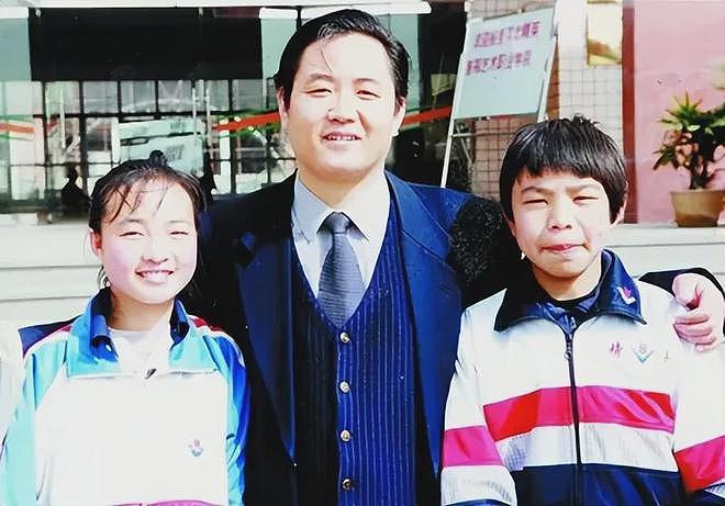 “最丑谋女郎”一夜爆红，因张艺谋一句话退圈，26年后变成了这样（组图） - 13