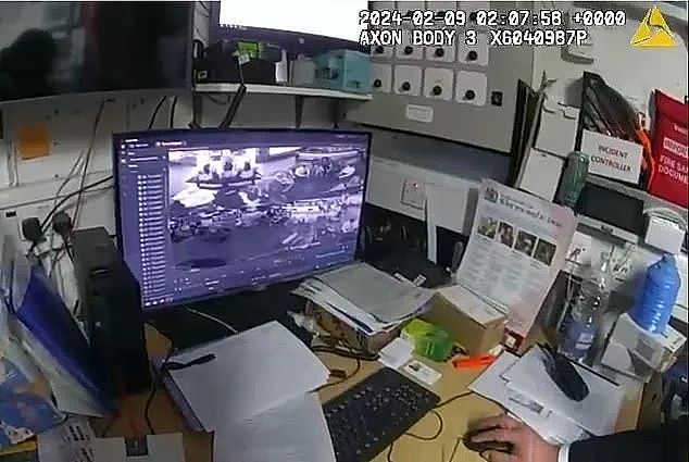 男子喝酒被男服务员污蔑性侵，看完监控，简直离谱...（组图） - 4