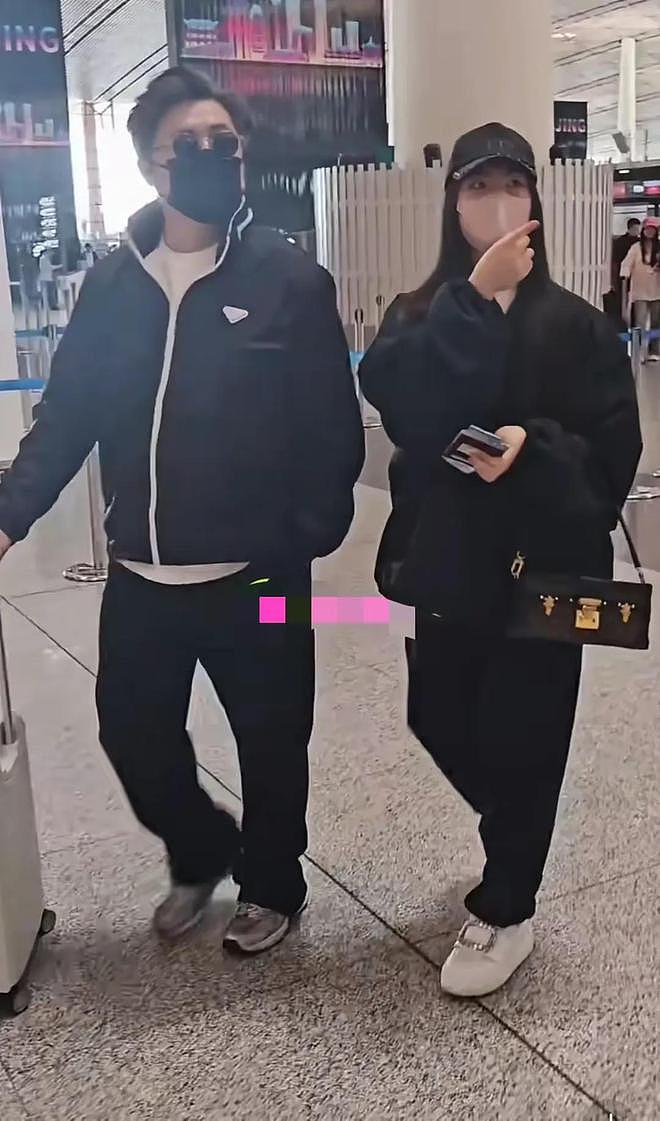 李湘带女参加活动，二人穿母女装像姐妹，王诗龄打扮像36岁又胖了（组图） - 13