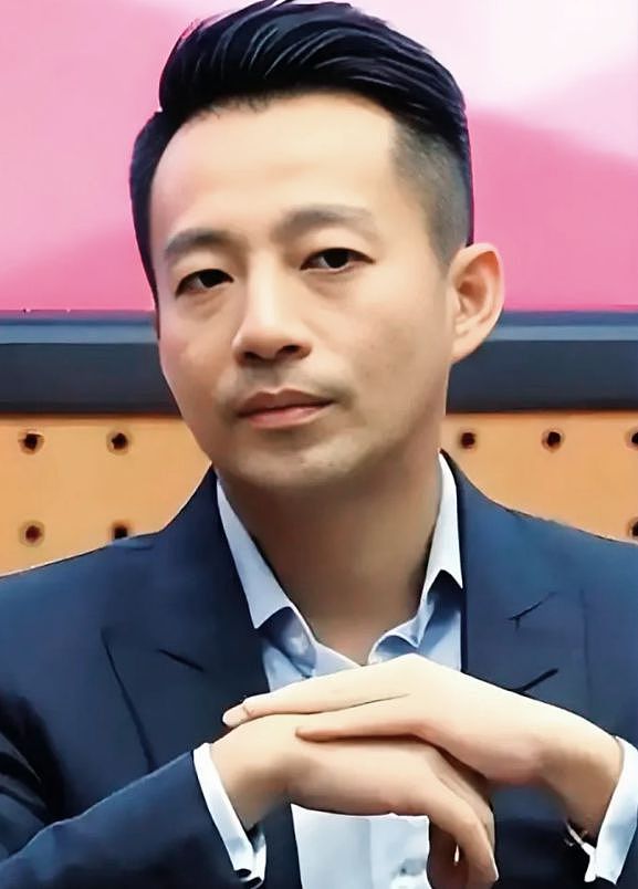 汪小菲又发飙：我一北京爷们怕福建佬？气起来连马筱梅都不顾了！（组图） - 8
