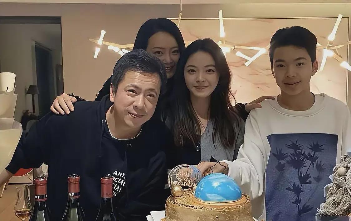 王中磊搂腰马筱梅风波升级，男方更多过往被扒，还牵连霍思燕（组图） - 8