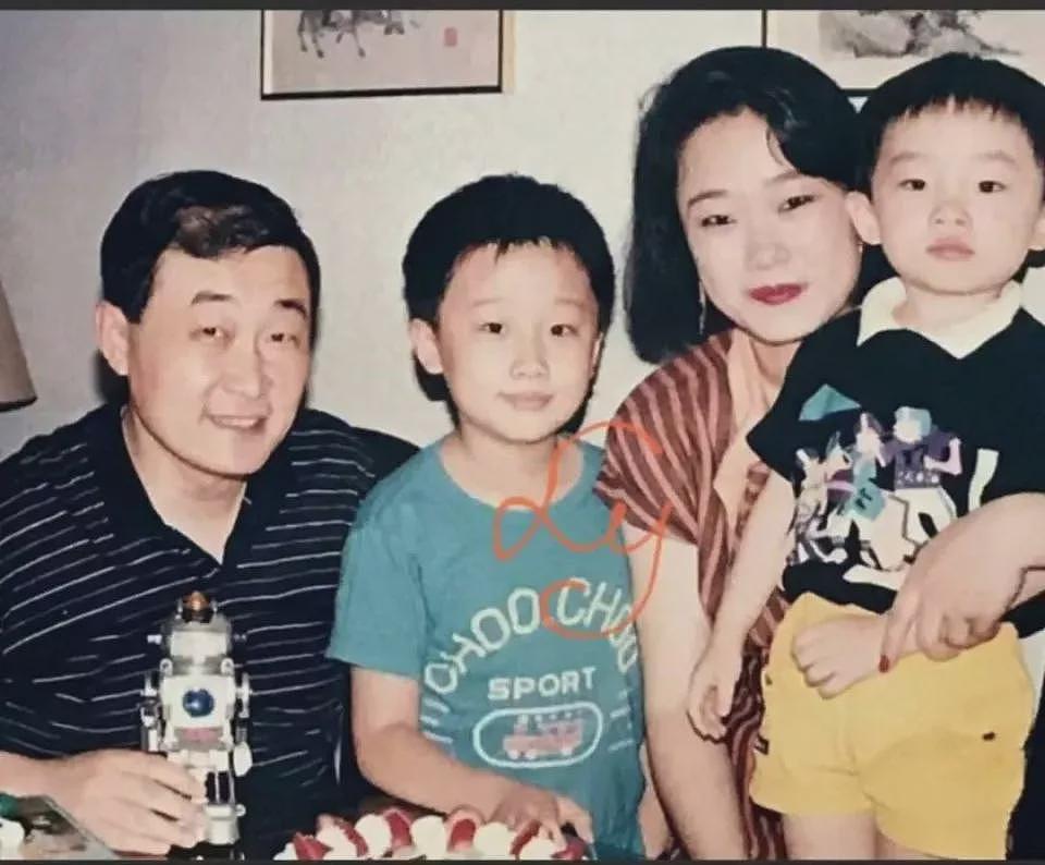 上海男孩成好莱坞顶流，却自曝：父亲一直对我失望（组图） - 10