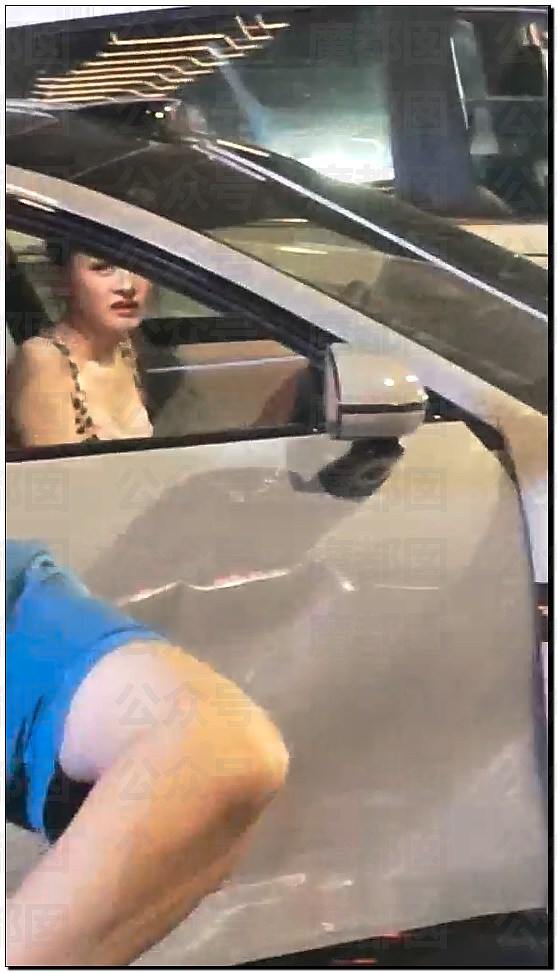 震惊！连撞16部车的女司机却因高颜值和呼之欲出身材走红（组图） - 12