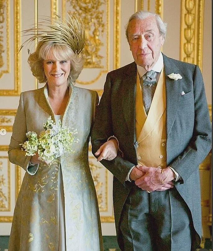 英国王室父亲节来啦!三人各自发文:查尔斯念旧、威廉晒娃、哈里(组图) - 6