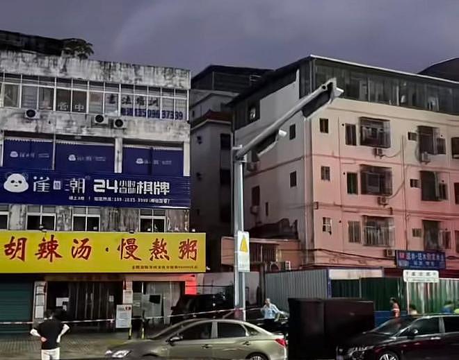 深圳一小区房屋沉降已疏散783人,亲历者:突然发生还以为是地震,有人喊房子歪了(组图) - 1