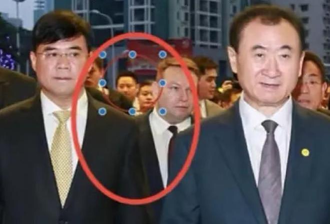 背假包、嫁王思聪家司机，42岁女星成圈内笑话，合作方损失300万（组图） - 21
