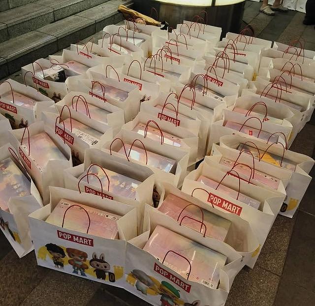 39个LABUBU玩偶等被海关扣罚后拍卖,以超19万成交(组图) - 5