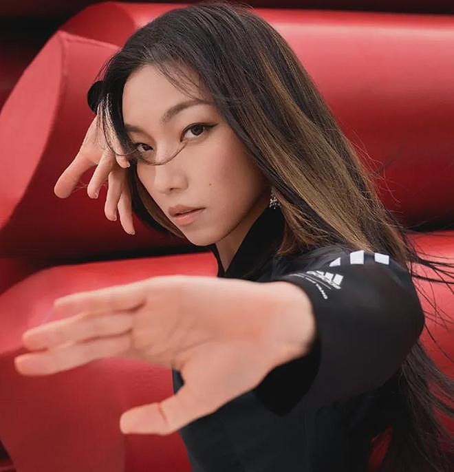 吴京李连杰麻烦来了！那尔那茜风波升级，5亿武侠大片女主或换人（组图） - 1