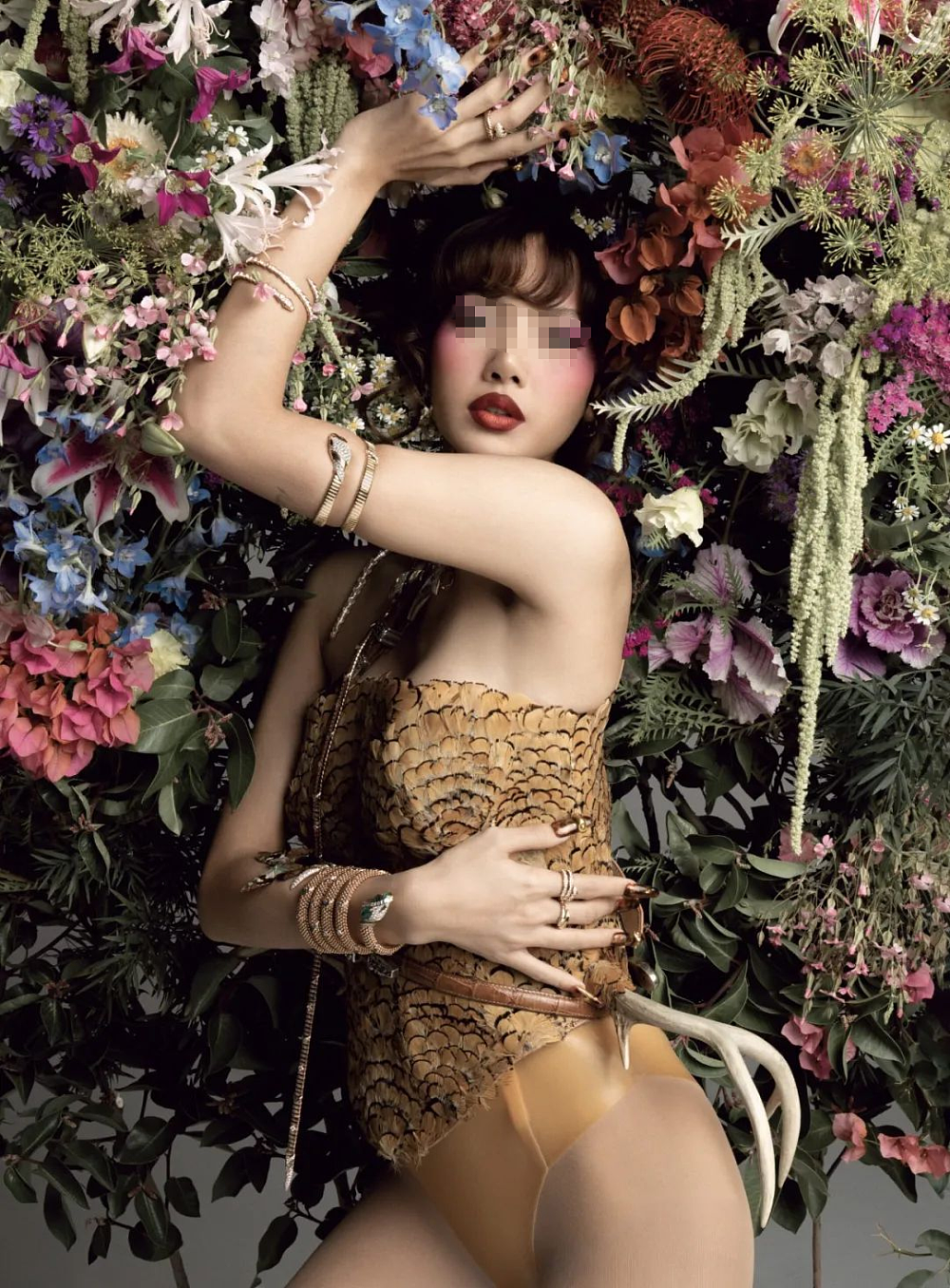 Lisa“拍臀炫富”炸翻全网，LV市场部坐不住了（组图） - 18