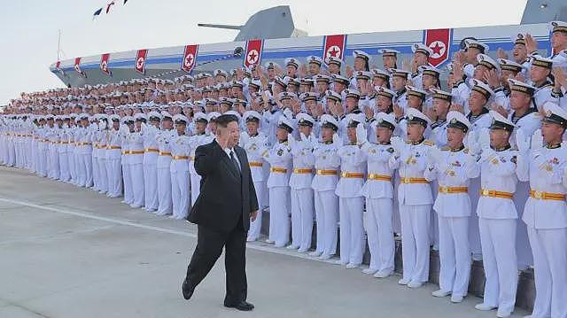 一艘朝鲜军舰的倾覆与重启，揭示了金正恩政权的什么真相？（组图） - 1