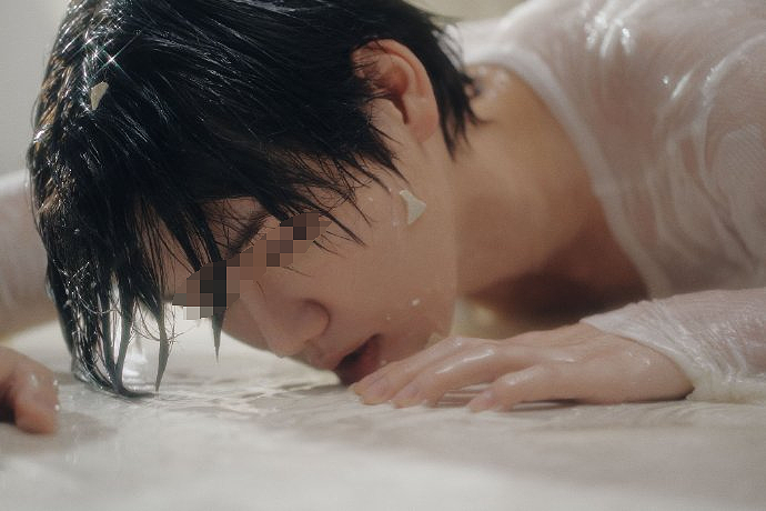 男团“破蛋风”海报，比曾毅“春宫表”还炸裂！（组图） - 6