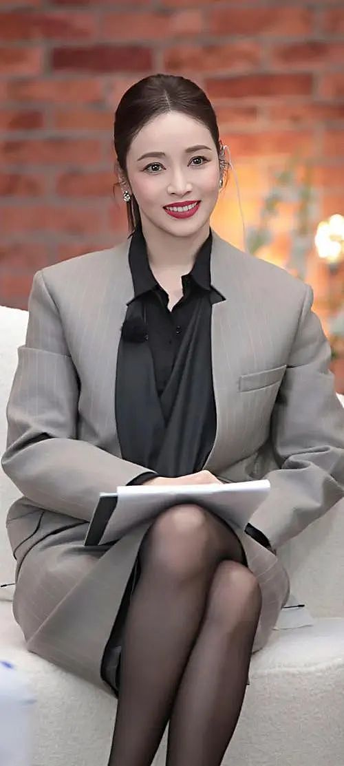 富豪私生女、周董白月光、台湾最美“甜心主播：47岁的她怎么从“完美女神”活成这样了（组图） - 35