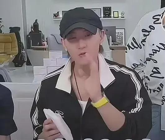 黄子韬卖卫生巾，或步小杨哥后尘？（组图） - 1