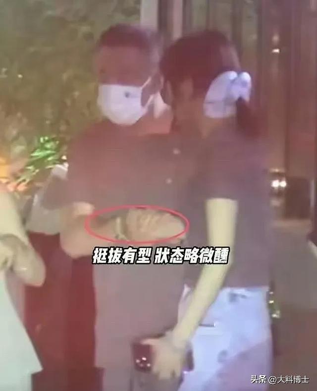 疑杨坤女友正面照曝光，撞脸美女网红Amy，被曝身份不简单（组图） - 4
