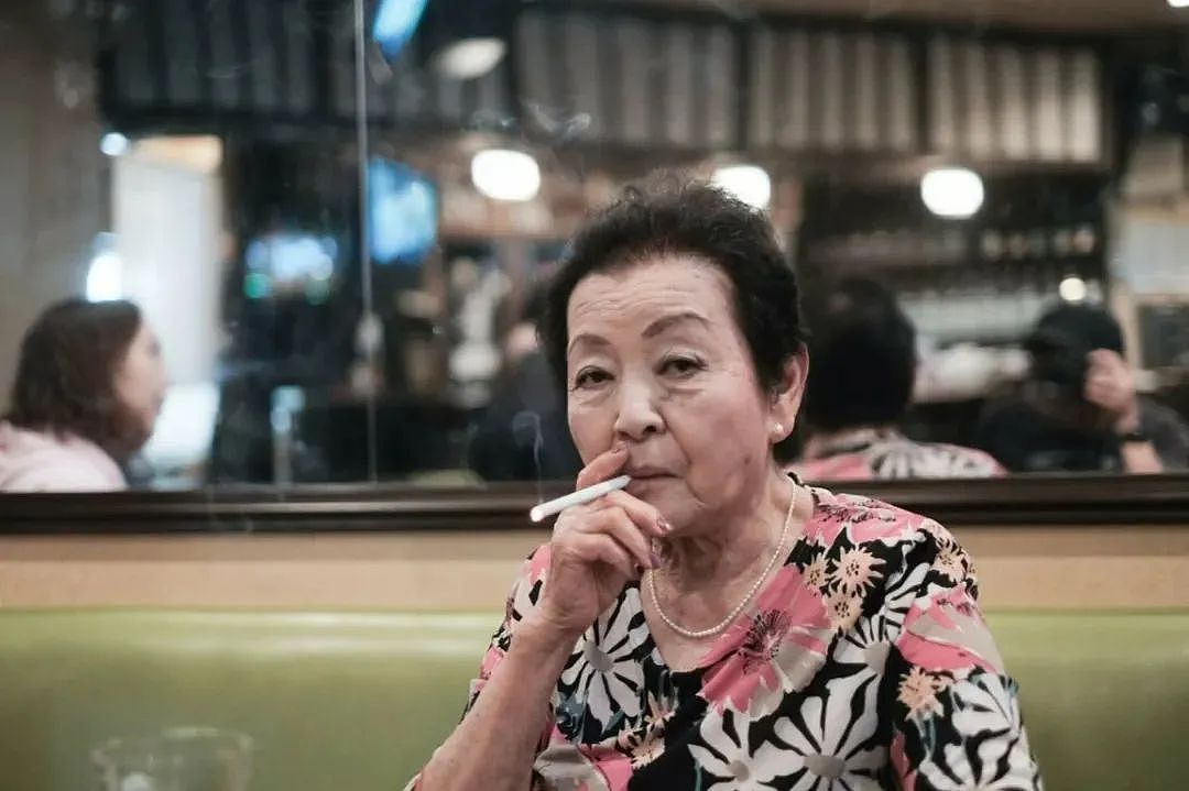 日本90岁寡妇阿嬷时隔24年被鲜肉碰,下海拍片9年,曝光1原因不想上岸(组图) - 5