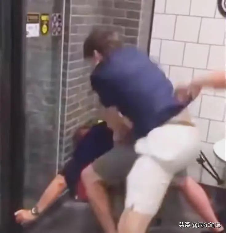 男子在上海被日本人群殴后：对方哭诉再不来中国，网友：男子活该（组图） - 7