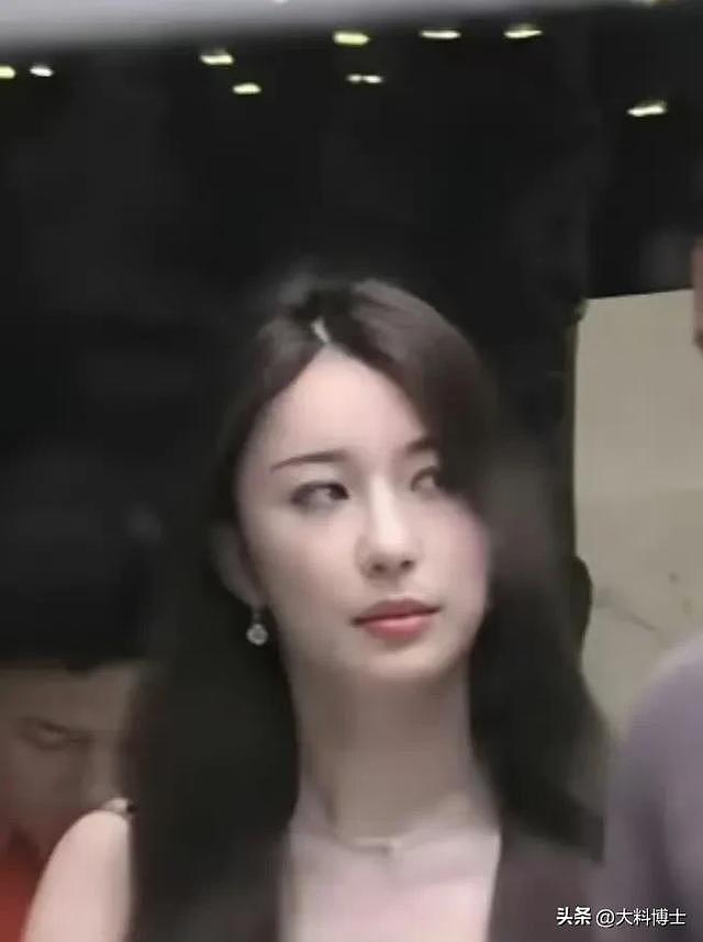 疑杨坤女友正面照曝光，撞脸美女网红Amy，被曝身份不简单（组图） - 2