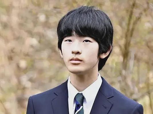 逃离皇室=快乐人生？真子小室圭又升职加薪，连悠仁都有了活人感！皇室尴尬了...（组图） - 10