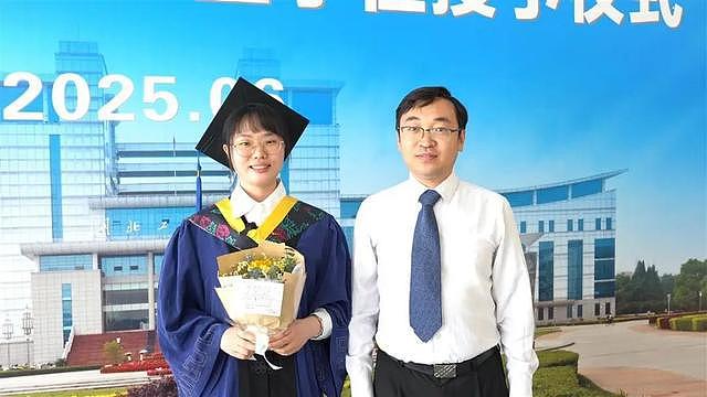农村女孩考上985大学博士：10岁养父去世，邻居接力抚养（组图） - 5