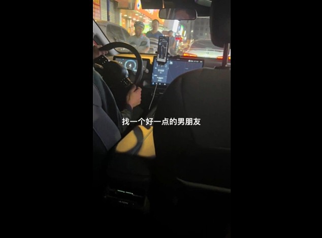 【爆笑】据说这是男生见女友的最高礼仪?网友:为啥要睡满18个小时呢,好难猜哦...(组图) - 15