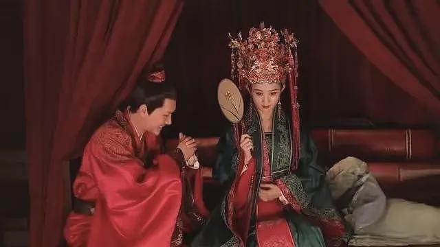 这一次,“变了面相”的赵丽颖,给圈内所有离异女星“提了个醒”(组图) - 14