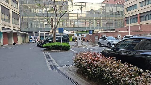 救护车转运患儿收费2.8万，官方通报未解公众关切（组图） - 4