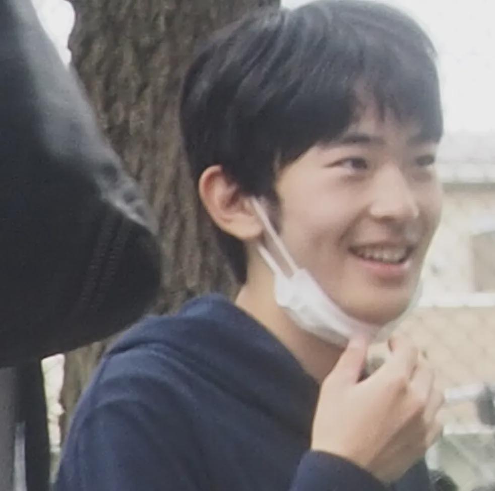 逃离皇室=快乐人生？真子小室圭又升职加薪，连悠仁都有了活人感！皇室尴尬了...（组图） - 13