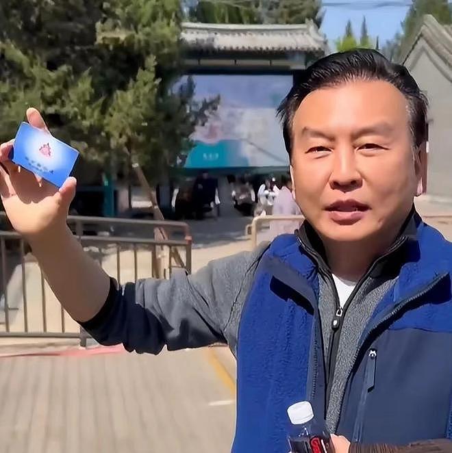 儿子丢失2年后，央视张泽群发文：父亲去了，儿子丢了，取消罢了（组图） - 5