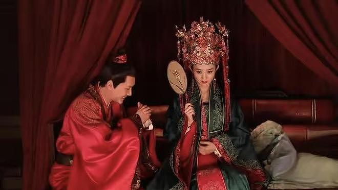 这一次，“变了面相”的赵丽颖，给圈内所有离异女星“提了个醒”（组图） - 13