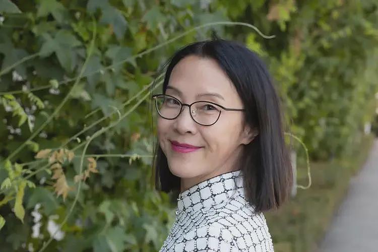 61岁李国庆被曝将二婚,女方长相优雅漂亮,和前夫育有两个女儿(组图) - 7