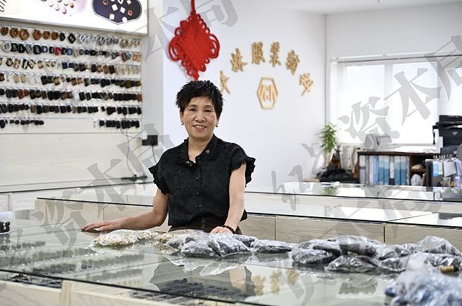 中国第一位个体工商户否认要退休:准备涉足电商领域(组图) - 5