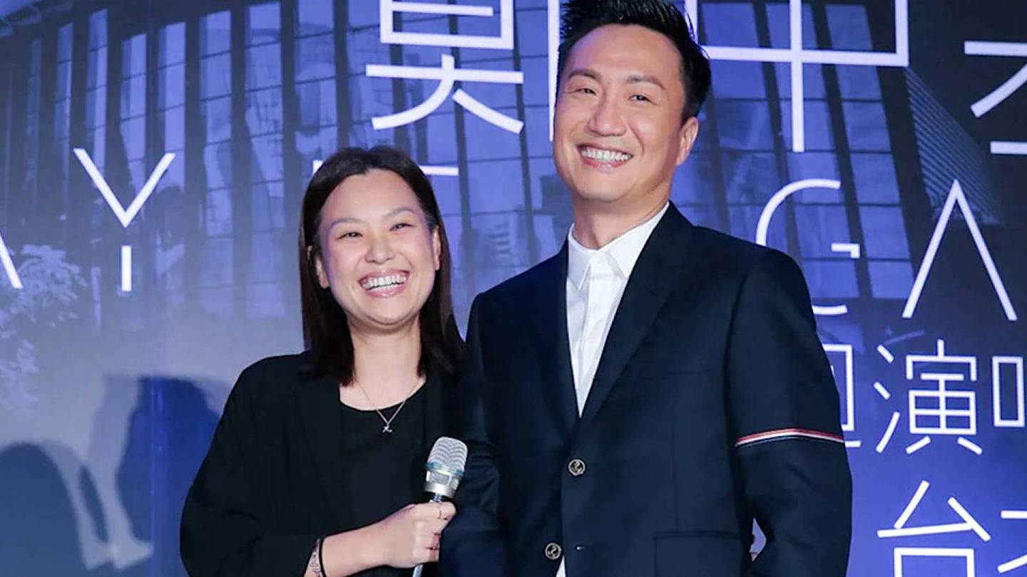 53岁郑中基官宣与余思敏离婚，承认在打官司，否认月付八千赡养费 （组图） - 1