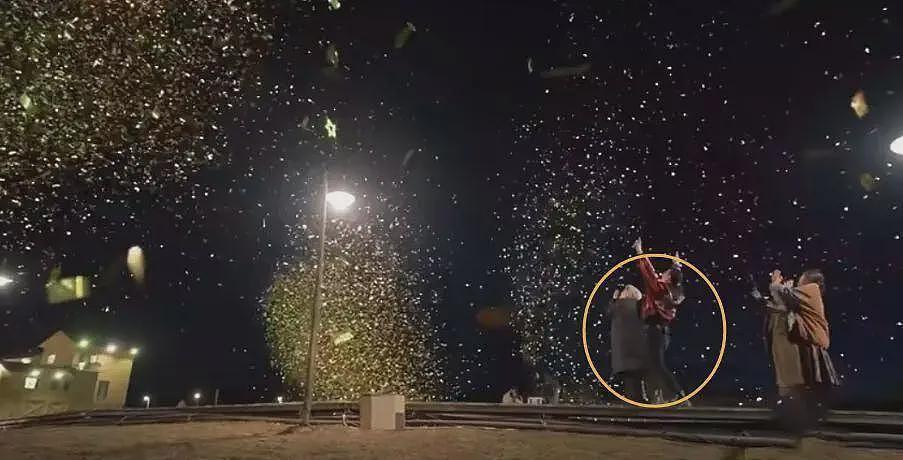 汪峰又恋爱了?和宁静牵手细节太暧昧,和当初追求章子怡套路一样(组图) - 12