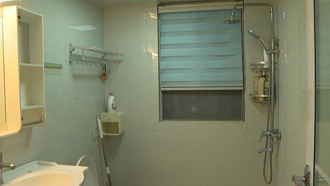 保洁变“打劫”?贵阳小伙请家政阿姨打扫新家,下班回家直接傻眼:是真的“一干二净”(视频/组图) - 6