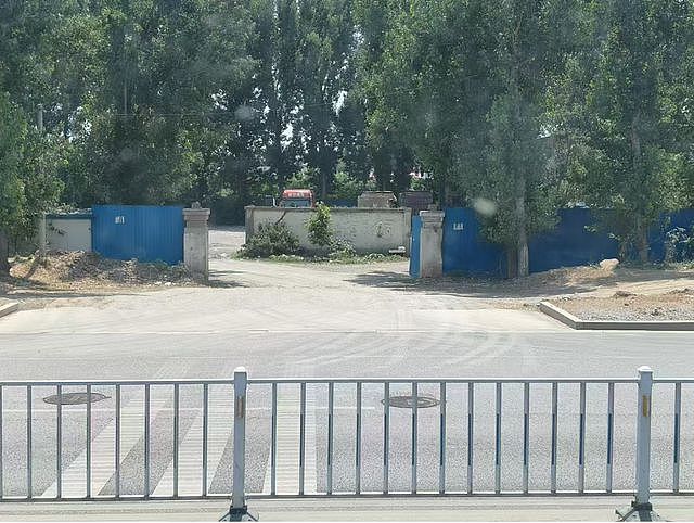 货车被交通执法人员暂扣停车场，扫码交2650元后放行；当事车主：希望查明是否有“猫腻”（组图） - 7