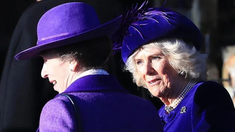 她痛骂卡米拉，查尔斯不敢还嘴，国王偏爱70几年的女人原来是她（组图） - 28
