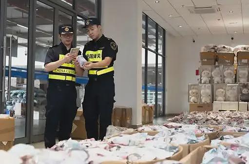 价格崩盘上热搜，Labubu第一批黄牛破产了……（组图） - 3