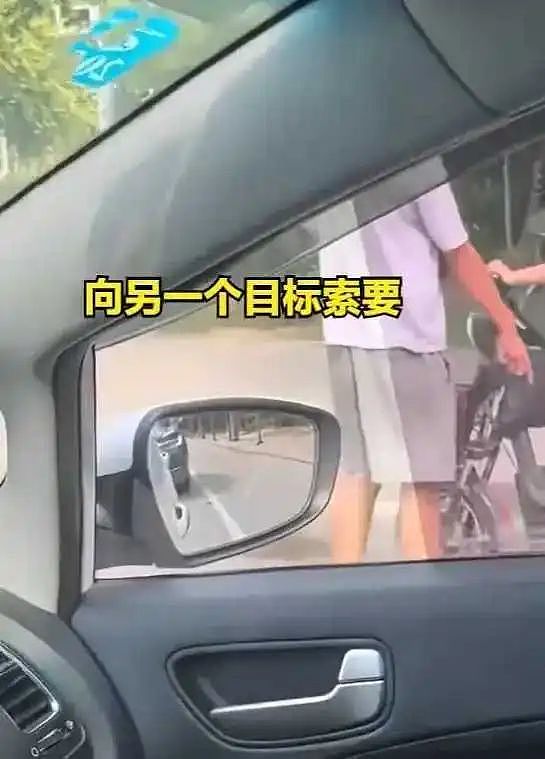 女生发现内衣失踪竟是男友偷走卖“原味”?这款式和价格太多我惊呆了…(组图) - 13
