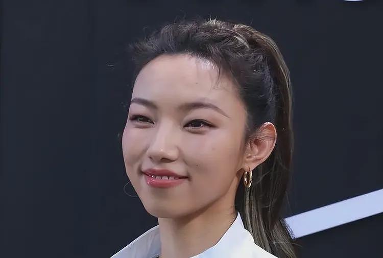 官媒点名彻查那尔那茜！知情记者曝内幕，不管怎么扒，资本会强保（组图） - 2