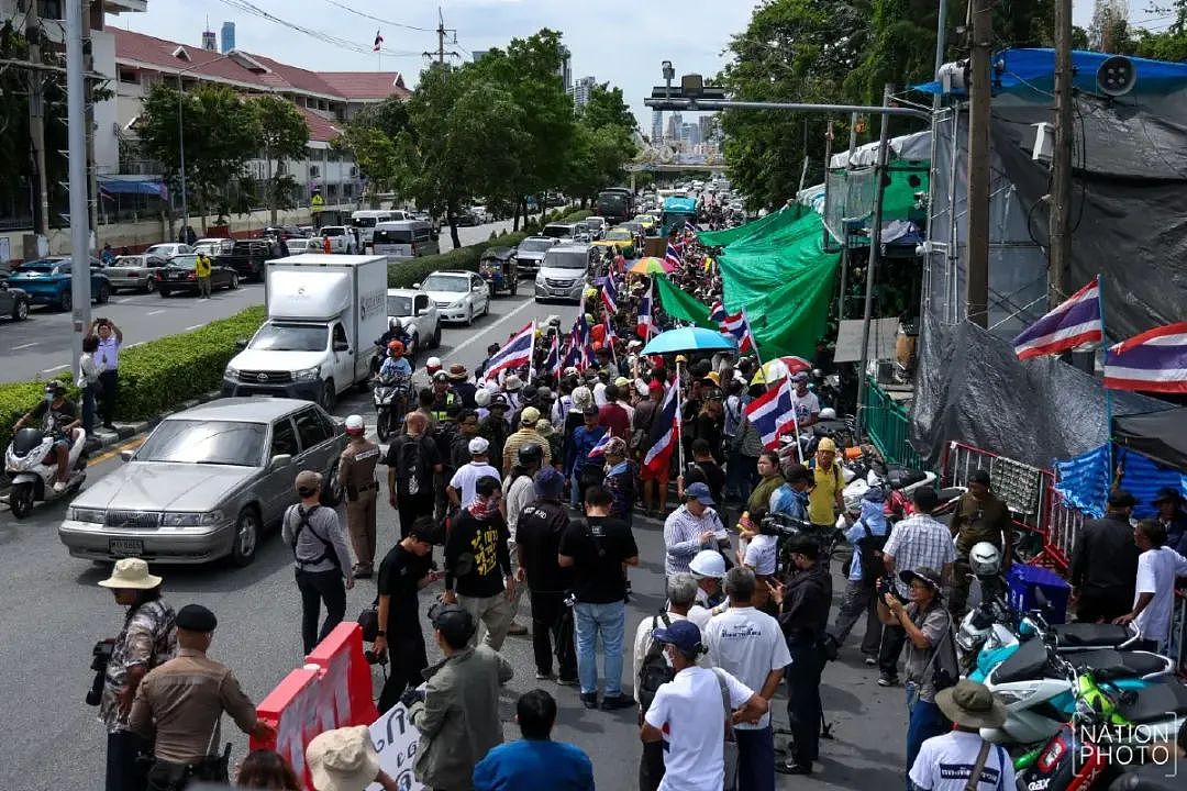 泰国爆发!总理辞职或解散国会?洪森为何这么绝?(组图) - 4
