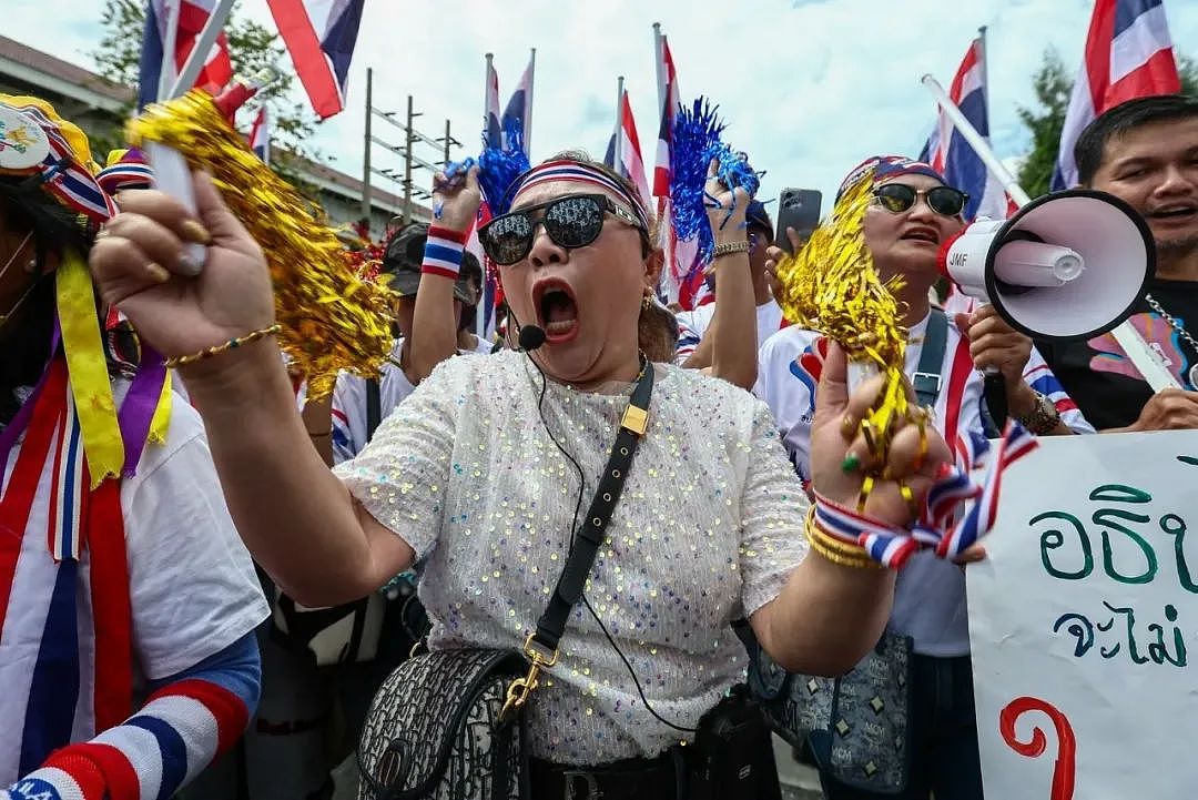 泰国爆发!总理辞职或解散国会?洪森为何这么绝?(组图) - 22
