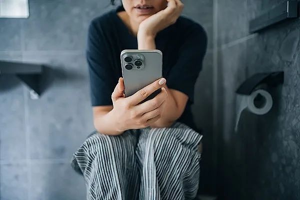 不少男人厕所沉迷干这事?有人一做就是2小时,肠子直接掉出13厘米!紧急提醒(组图) - 12