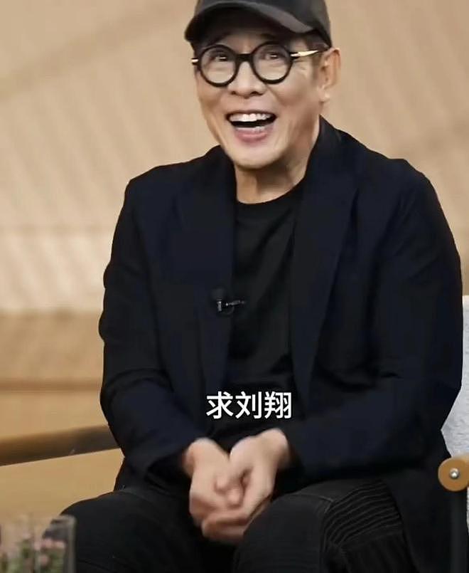 62岁李连杰自曝患有自闭症，为做慈善求姚明帮忙，叹：我是真孙子（组图） - 11