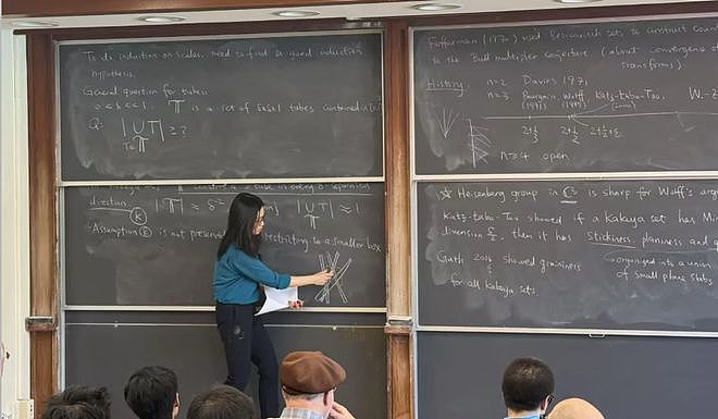 让“韦神”坐第一排认真听讲的34岁教授王虹,是什么来历?(组图) - 9