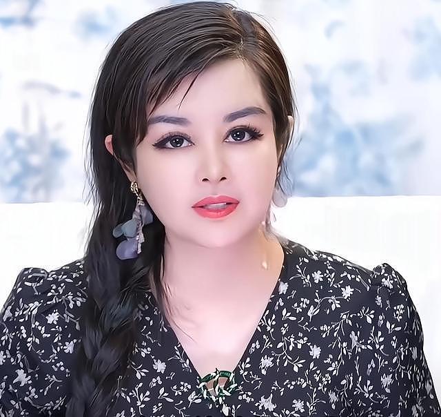 “捞金女王”真栽了！隐匿收入47亿，偷税1.4亿，54岁还能翻身吗（组图） - 21