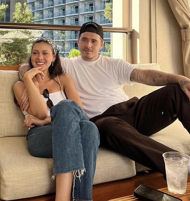贝克汉姆亲家公加入大撕X！自掏1亿送小两口婚房，坚持女儿签婚前协议？熟人：他嫌贝家又抠又作（组图） - 20